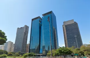 Centro impulsiona retomada do mercado de escritórios de alto padrão no Rio de Janeiro
