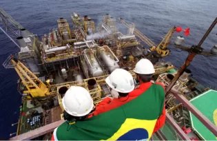 Produção de petróleo no Brasil bate novo recorde; entenda o avanço do pré-sal e o que impulsiona o crescimento