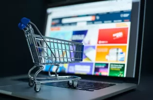 Live commerce cresce e movimenta 143% mais negócios antes da Black Friday